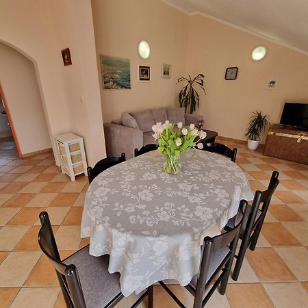Villa Rouge Crikvenica Exterior photo