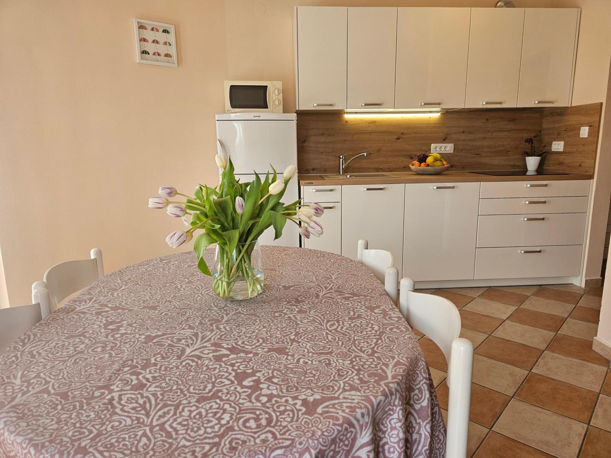 Villa Rouge Crikvenica Exterior photo